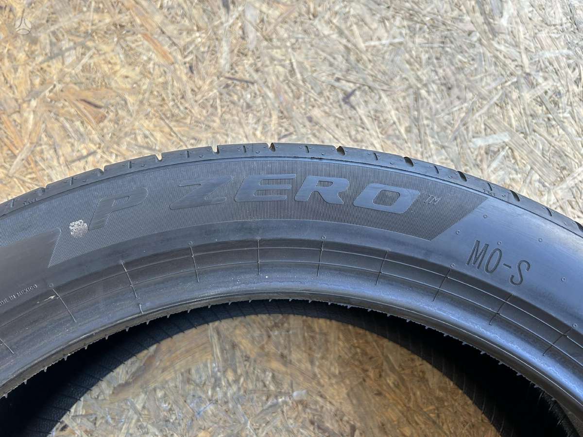 Pirelli P Zero PZ5, summer 285/40 R22