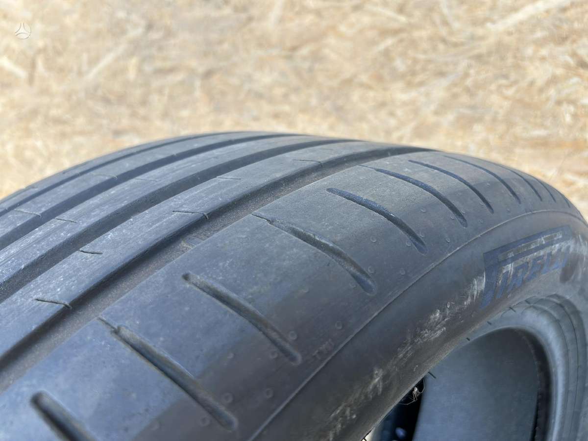 Pirelli P Zero PZ5, summer 285/40 R22