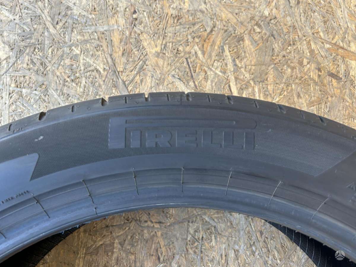 Pirelli P Zero PZ5, summer 285/40 R22
