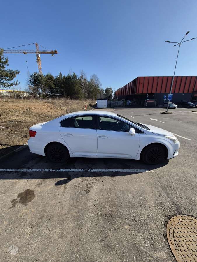 Toyota Avensis - 3