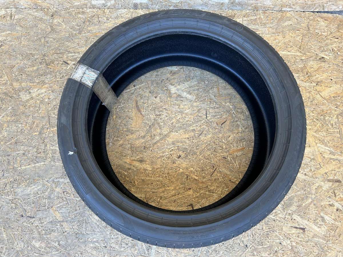 Pirelli P Zero PZ4, vasarinės 275/35 R22