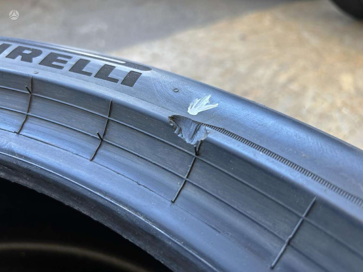Pirelli P Zero PZ4, vasarinės 275/35 R22