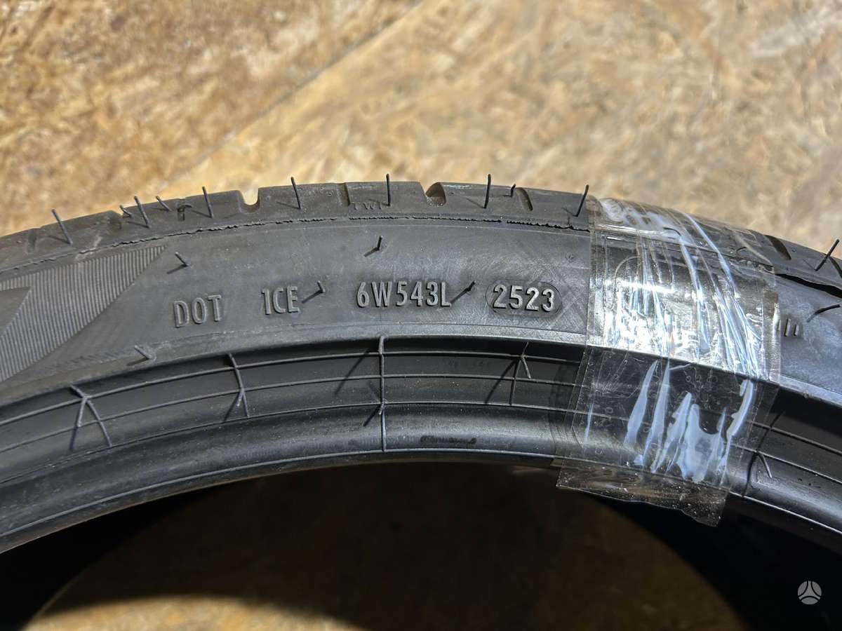 Pirelli P Zero PZ4, vasarinės 315/30 R23