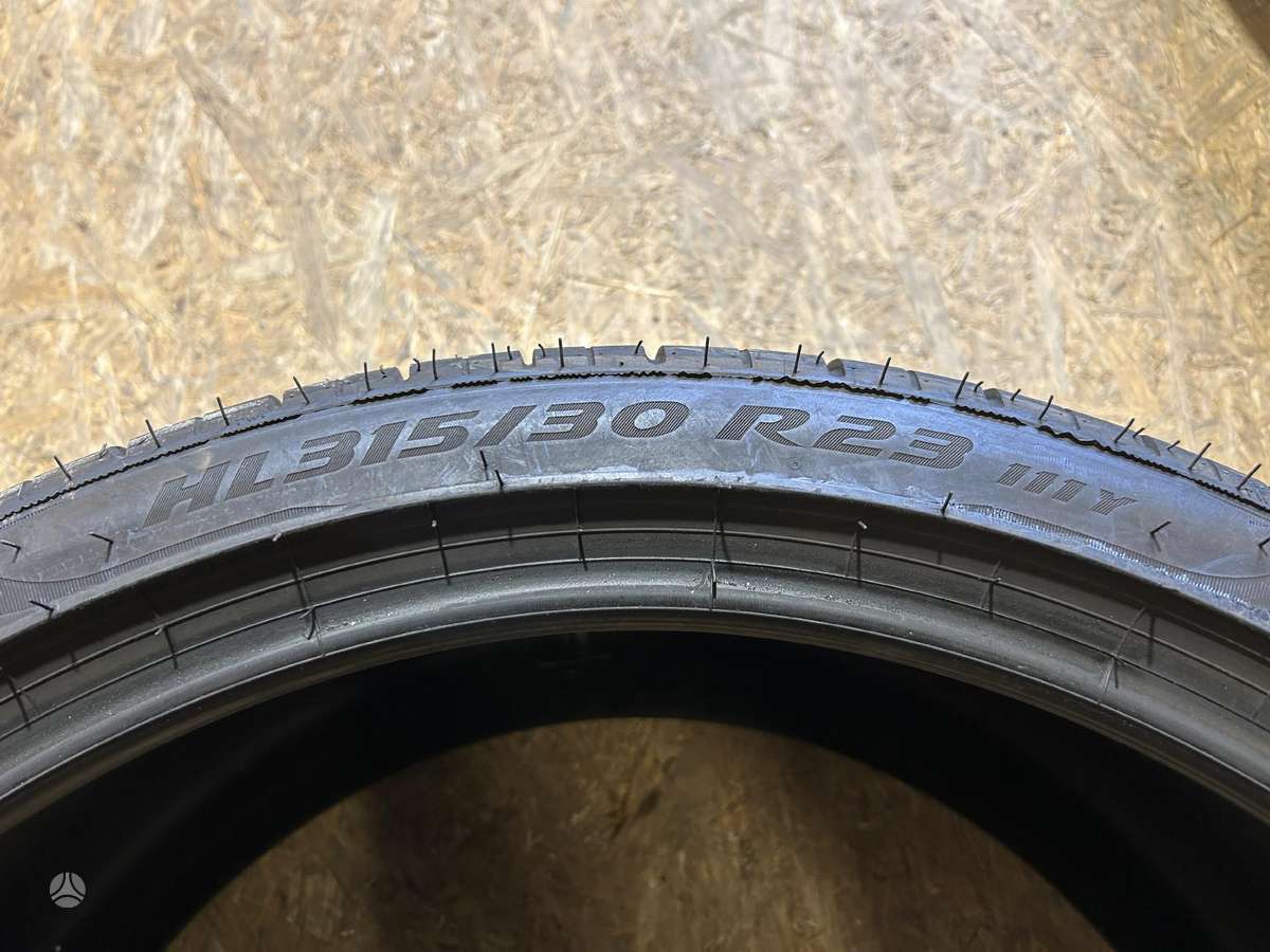 Pirelli P Zero PZ4, vasarinės 315/30 R23