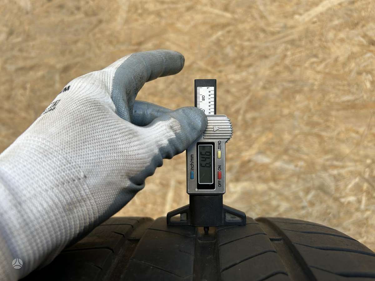 Pirelli P Zero PZ4, летние 305/30 R20