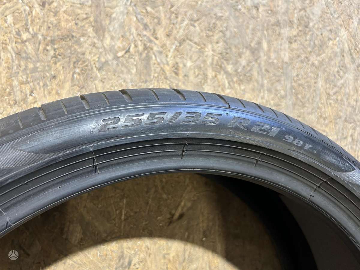 Pirelli P Zero PZ4, vasarinės 255/35 R21