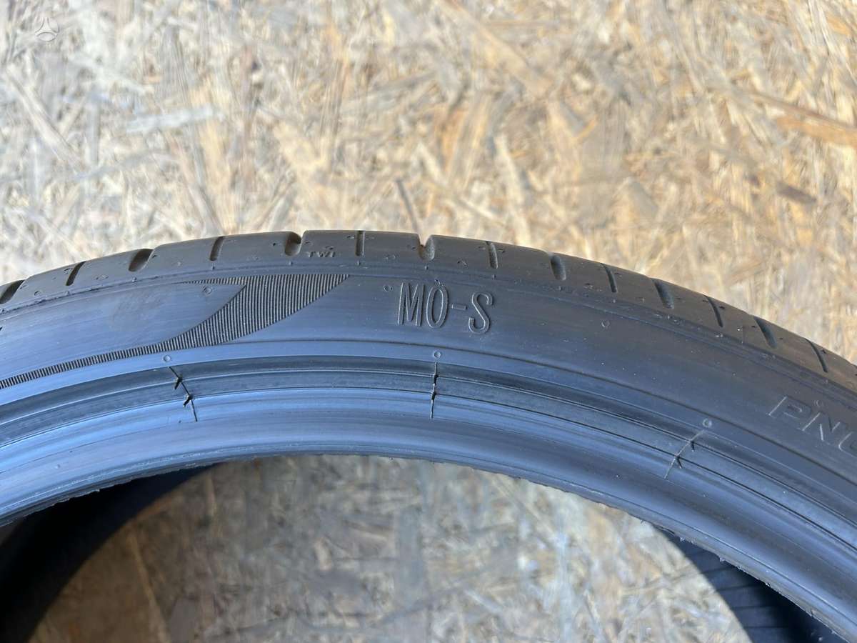 Pirelli P Zero PZ4, летние 285/30 R21