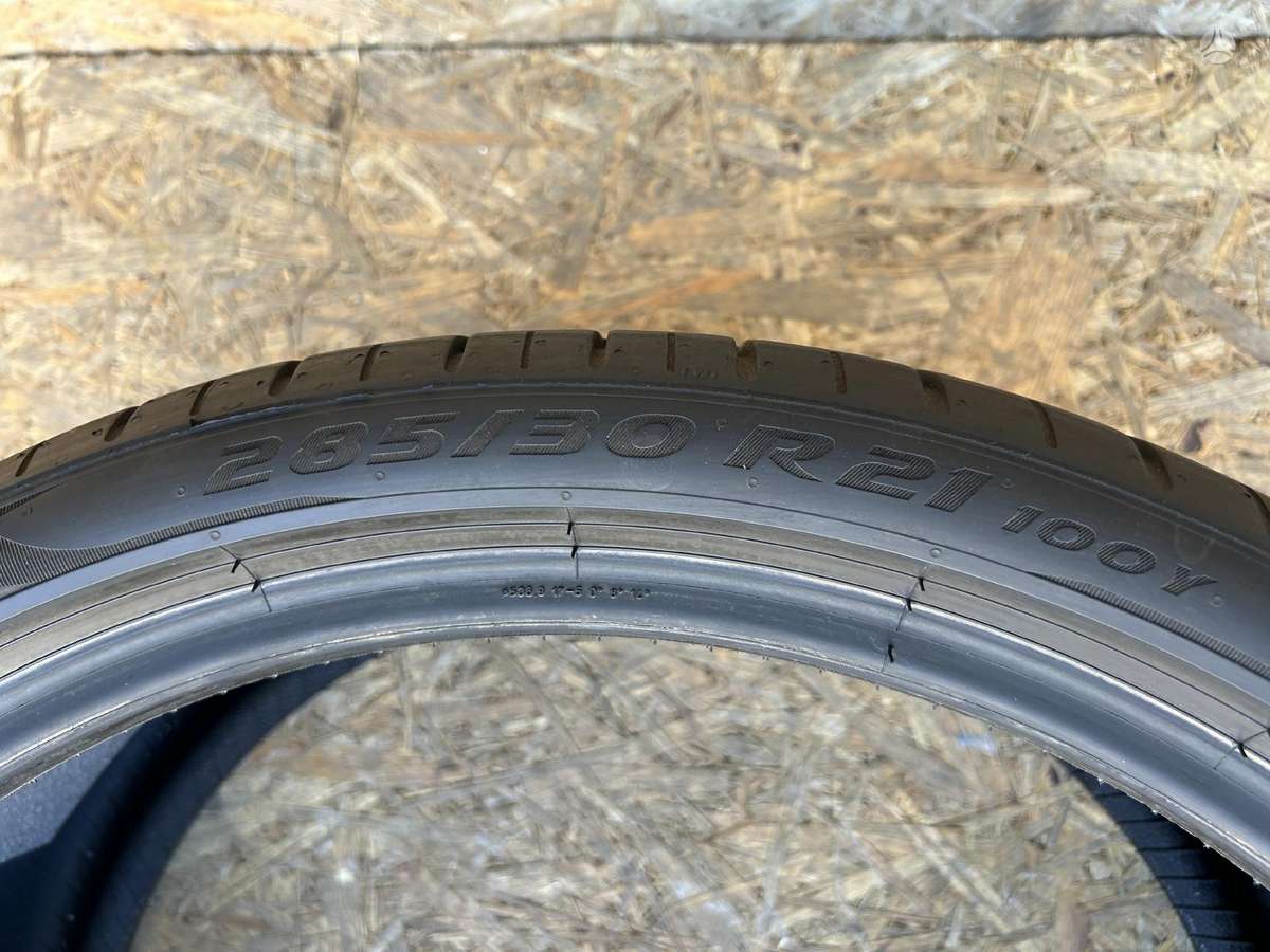 Pirelli P Zero PZ4, летние 285/30 R21