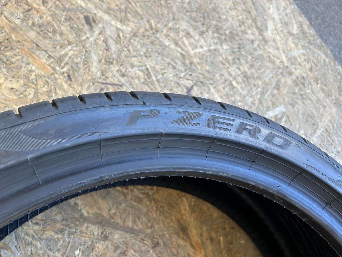 Pirelli P Zero PZ4, vasarinės 245/35 R20