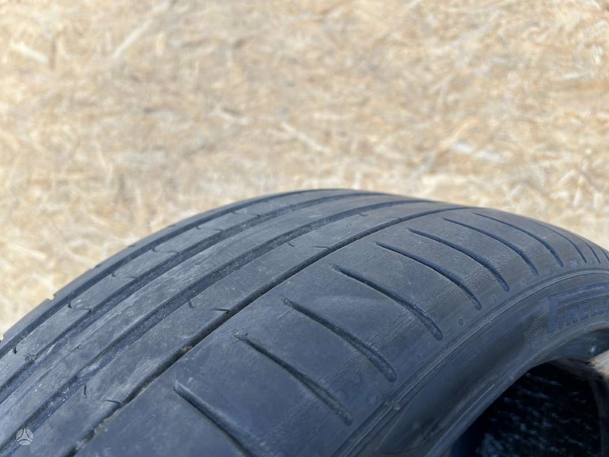 Pirelli P Zero PZ4, summer 245/35 R20