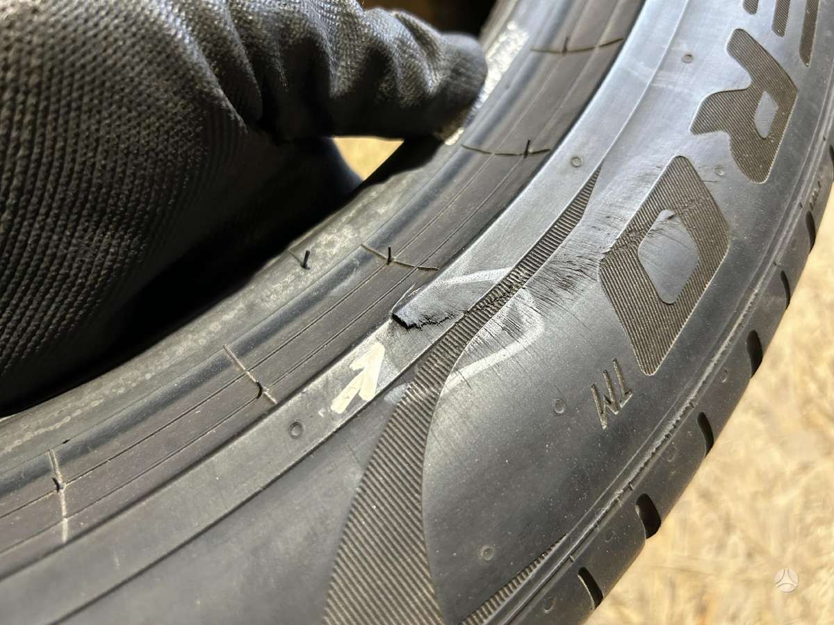 Pirelli P Zero PZ4, vasarinės 245/45 R20