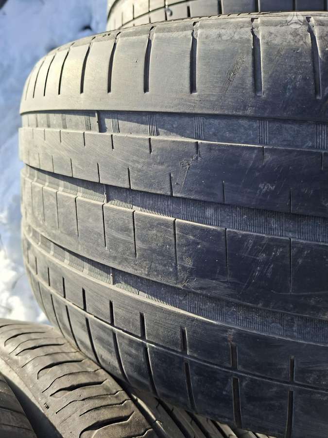 Vredestein, летние 285/45 R19