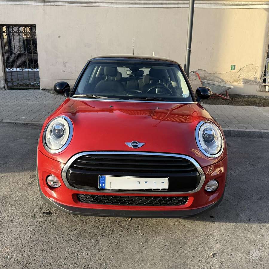 Mini Cooper, 1.5 l., hatchback