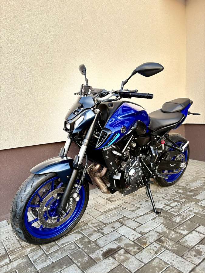 Yamaha MT 07 690cc, street / classic
