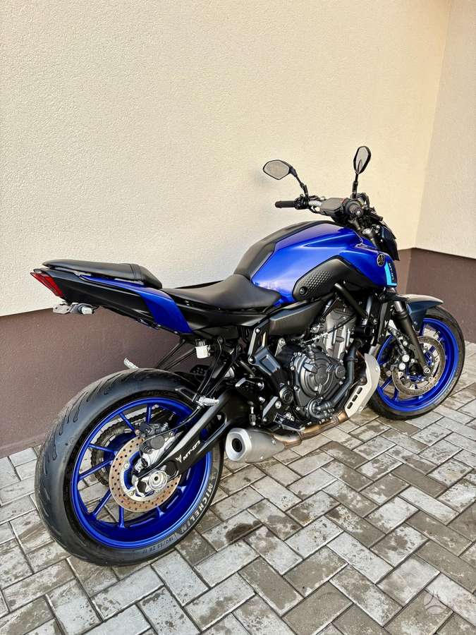 Yamaha MT 07 690cc, street / classic
