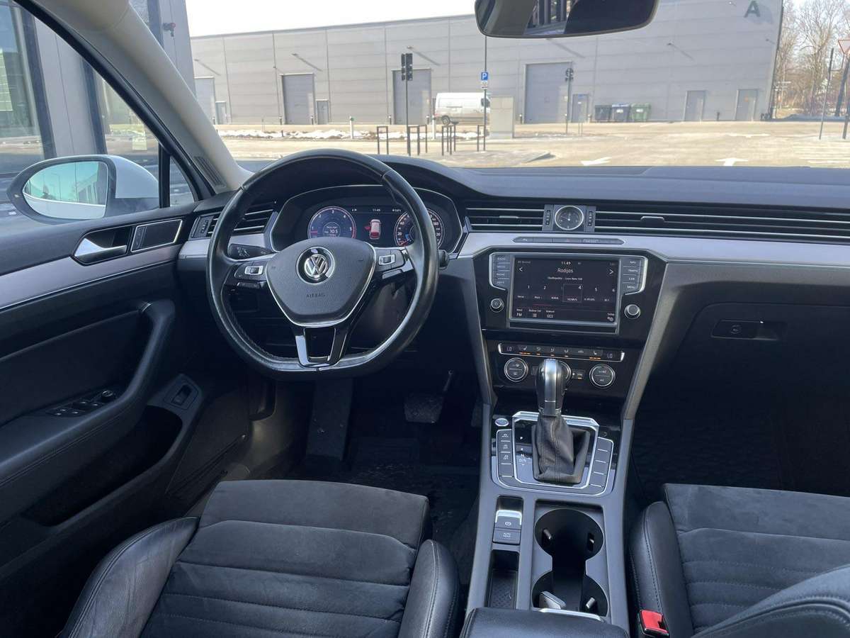 Volkswagen Passat, 2.0 l., Универсал