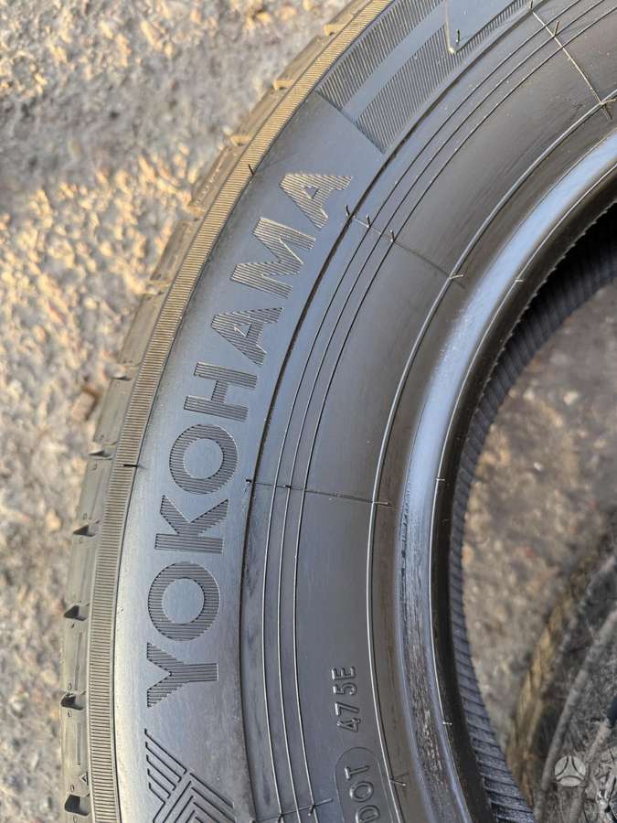 Yokohama BluEarth-van, summer 205/75 R16