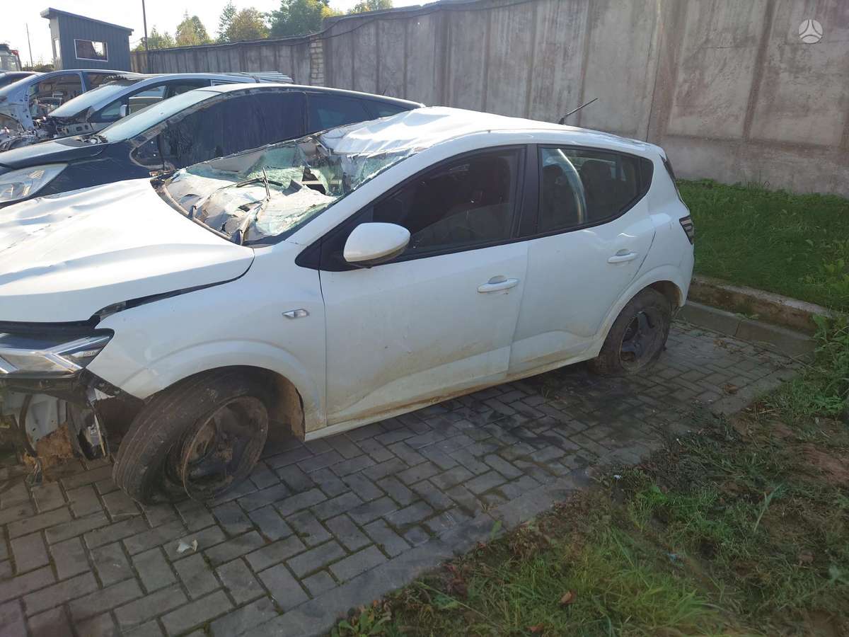 Dacia Sandero rezerves daļās