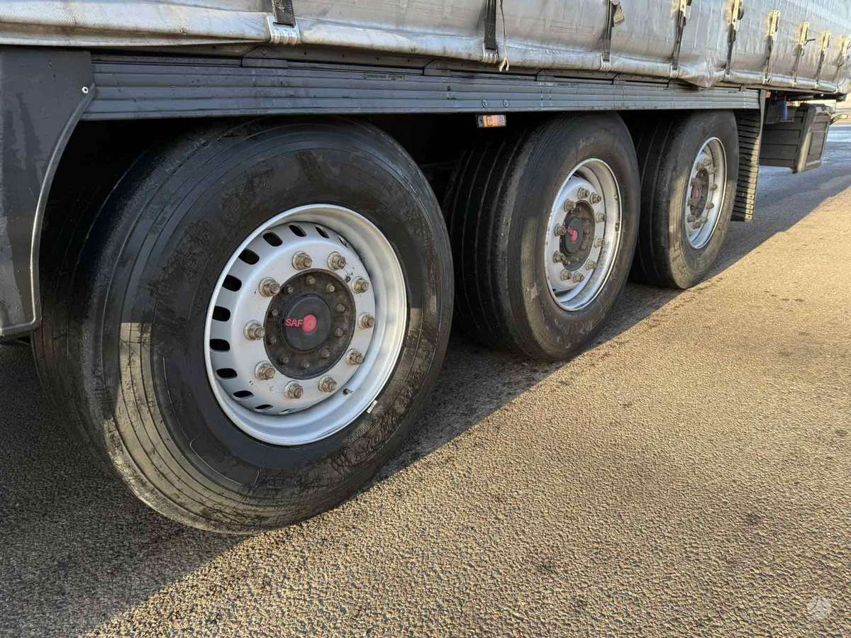 Krone SD, užuolaidinės / tentinės