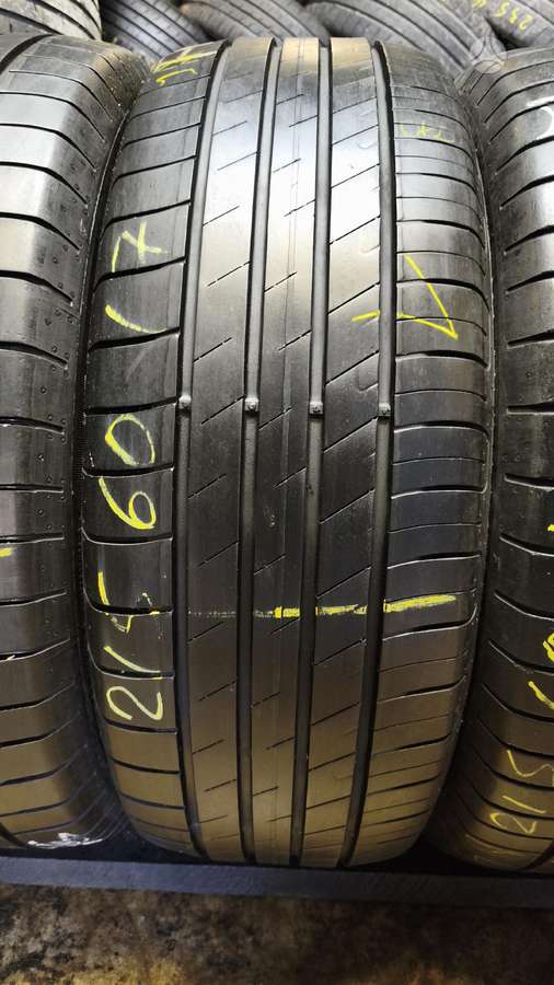 Goodyear Efficient Grip performance, summer 215/60 R17