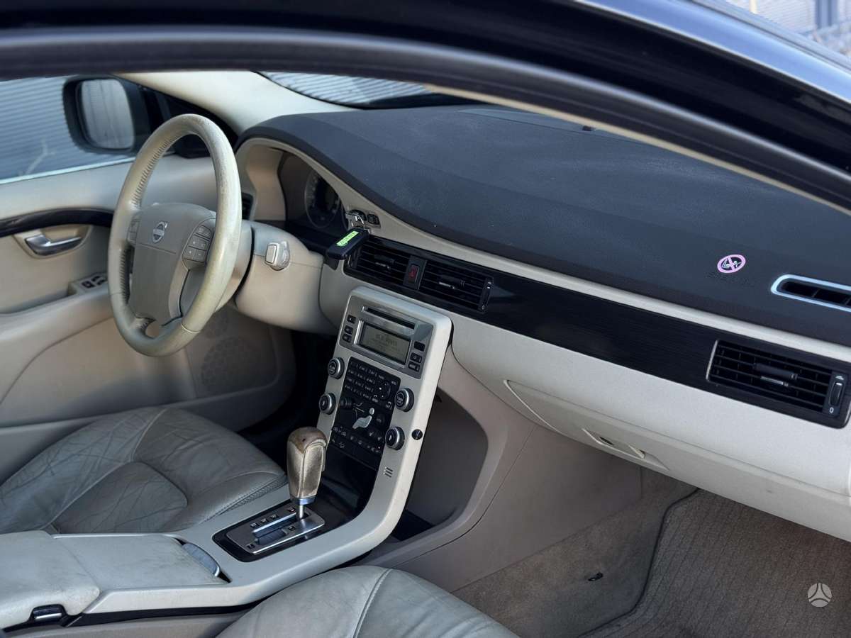 Volvo XC70, 2.4 l., Универсал