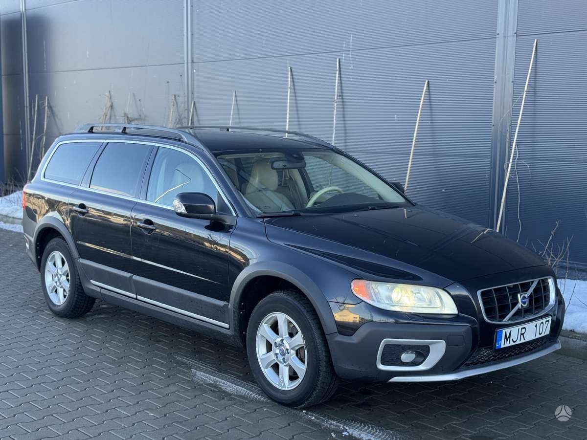 Volvo XC70, 2.4 l., wagon