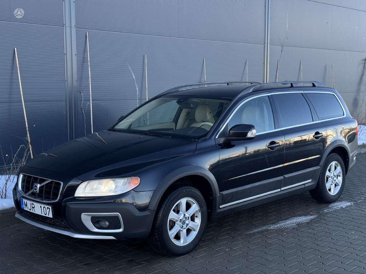 Volvo XC70, 2.4 l., wagon