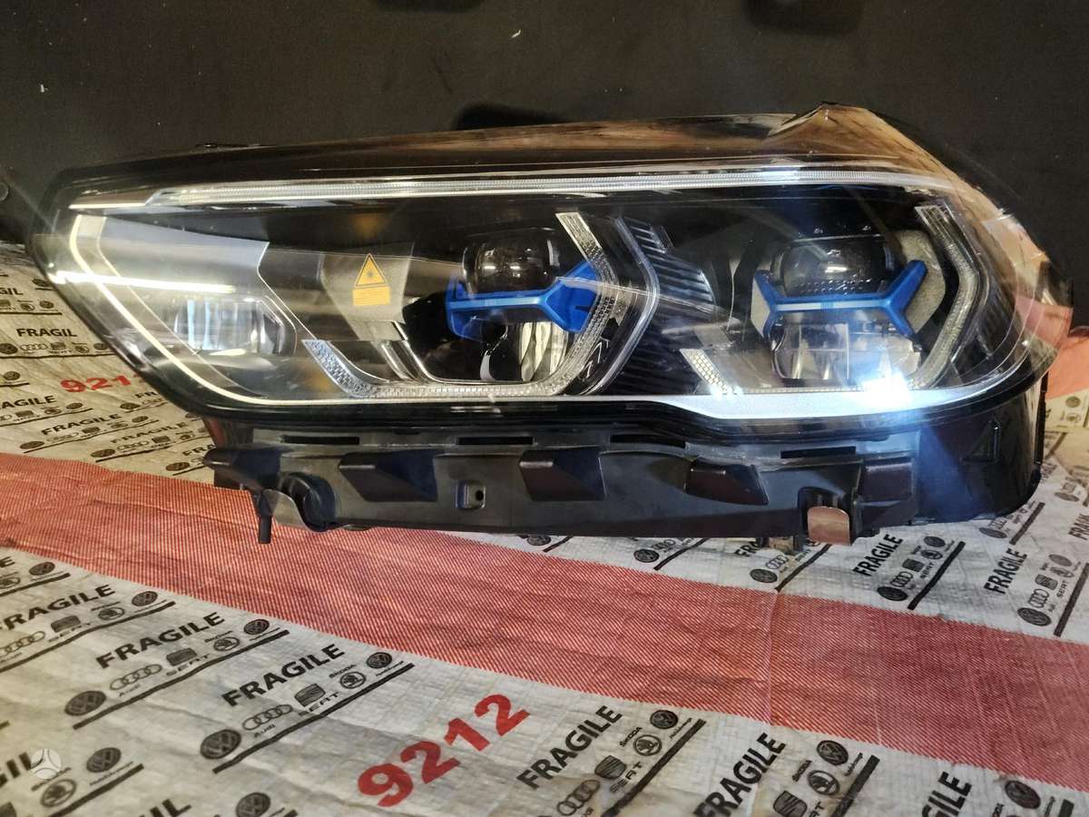 BMW X5 žibintai