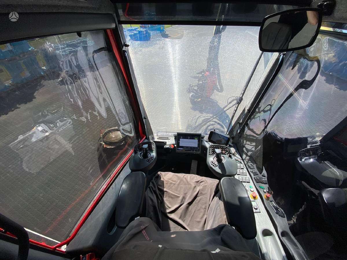 Komatsu 911.5 (H244), харвестеры