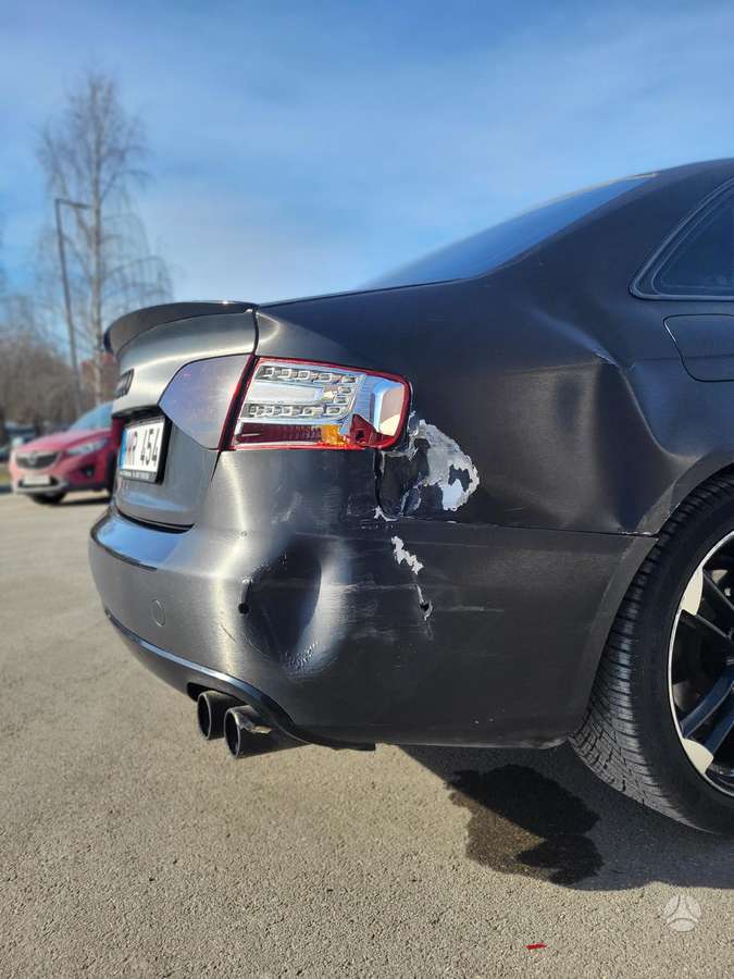 Audi A4, 2.0 l., sedanas