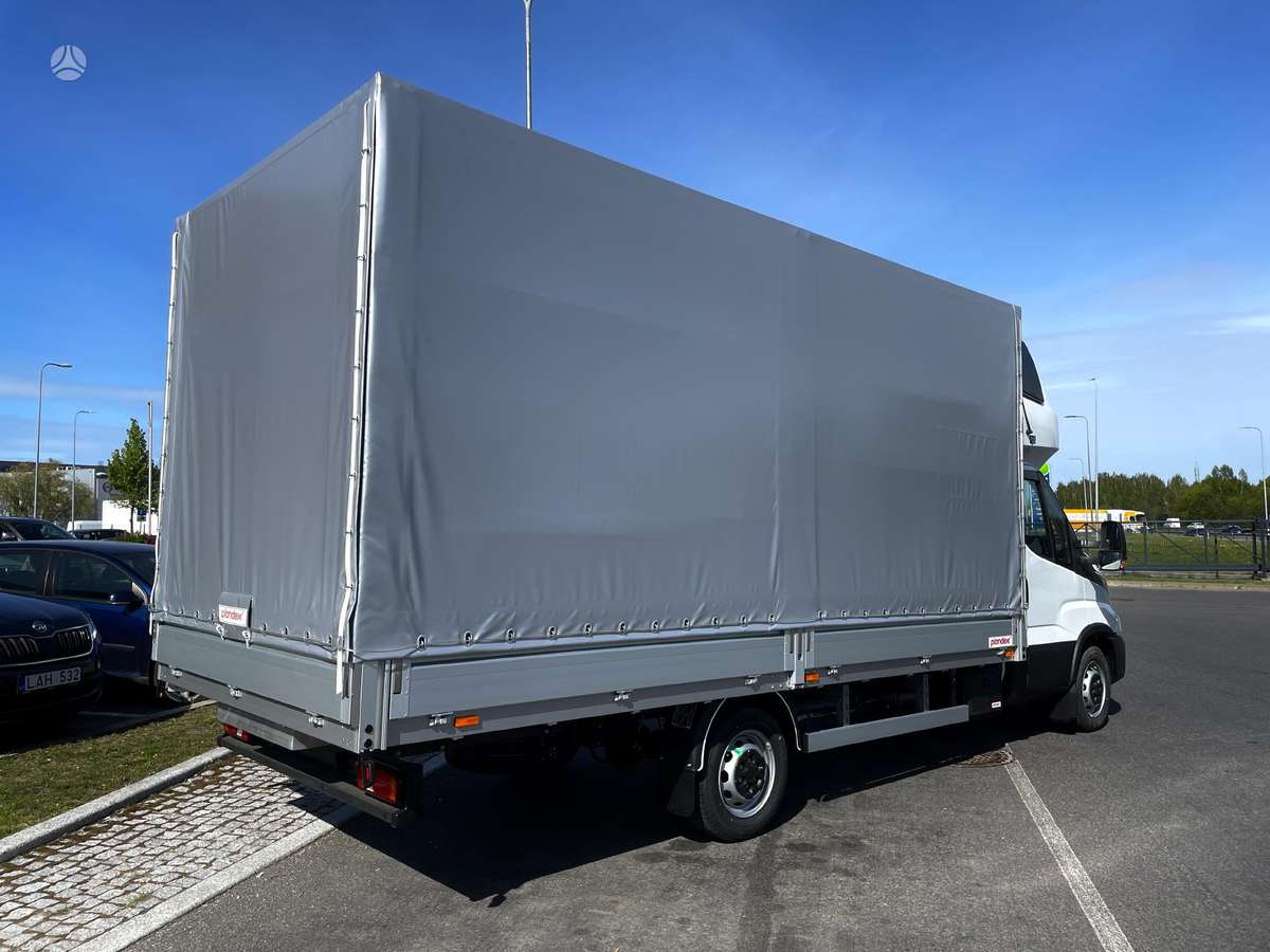 Iveco Daily, 2.3 l., cargo van