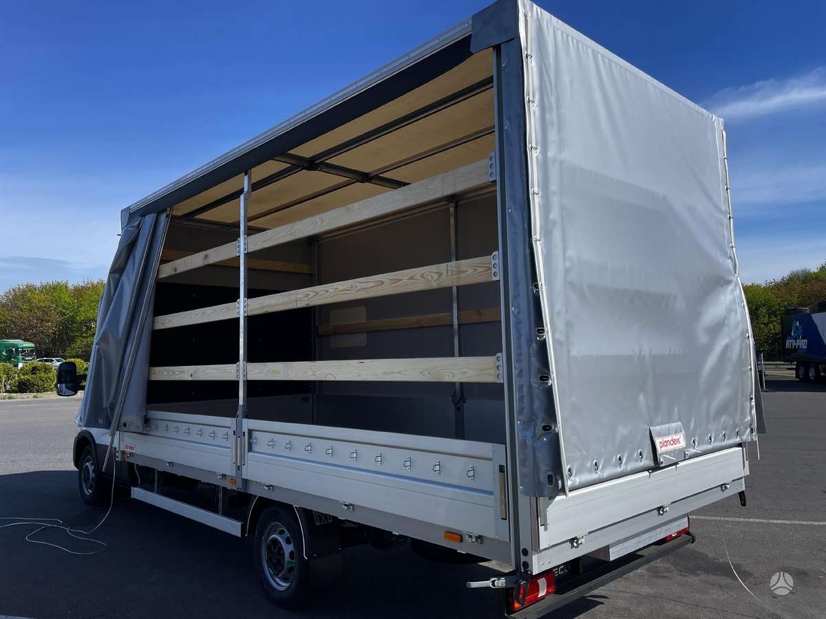 Iveco Daily, 2.3 l., cargo van