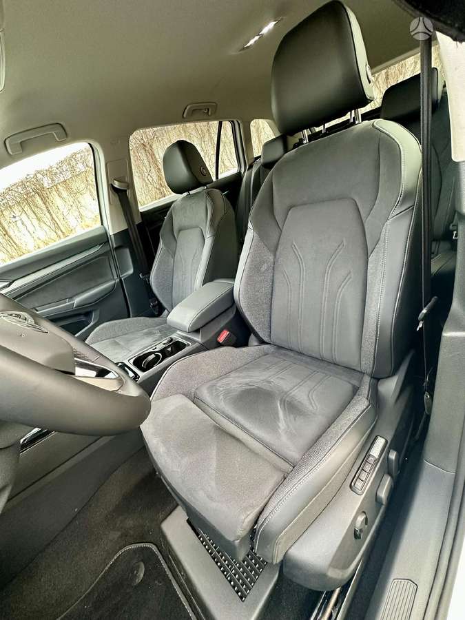 Volkswagen Golf - 9