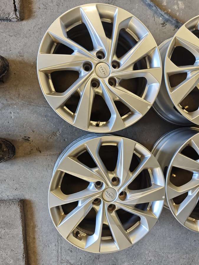 Toyota Corolla verso, легкосплавные , R17