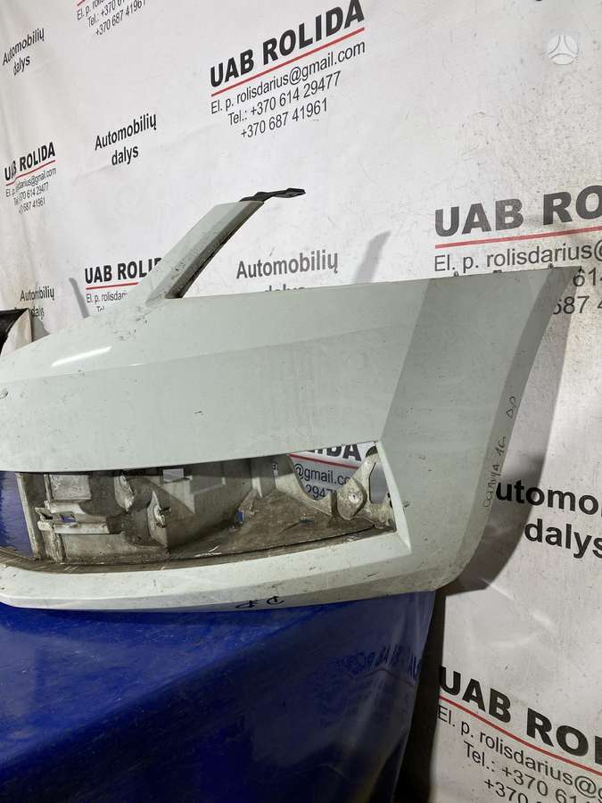 Skoda Octavia body parts
