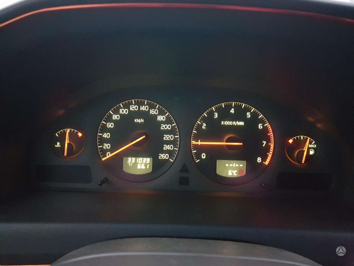 Volvo V70, 2.4 l., Универсал
