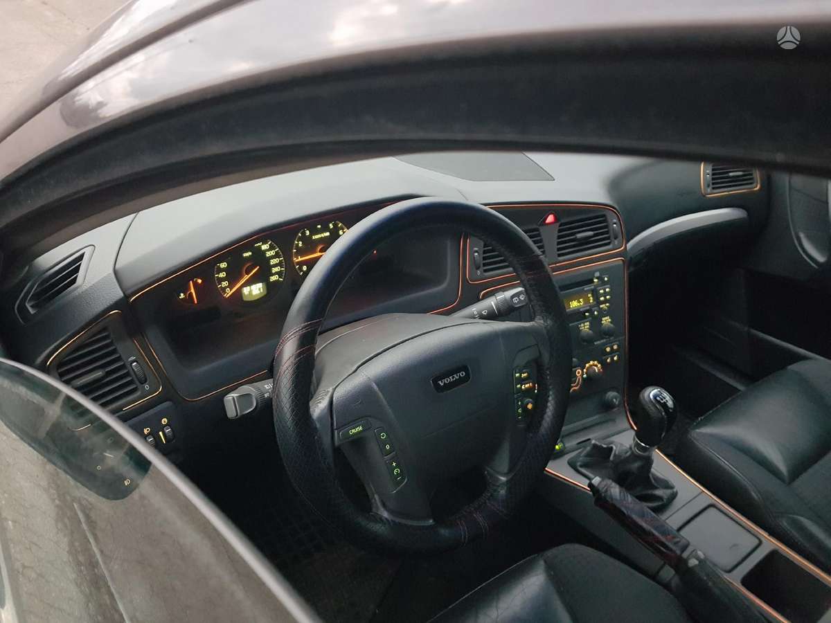 Volvo V70, 2.4 l., Универсал