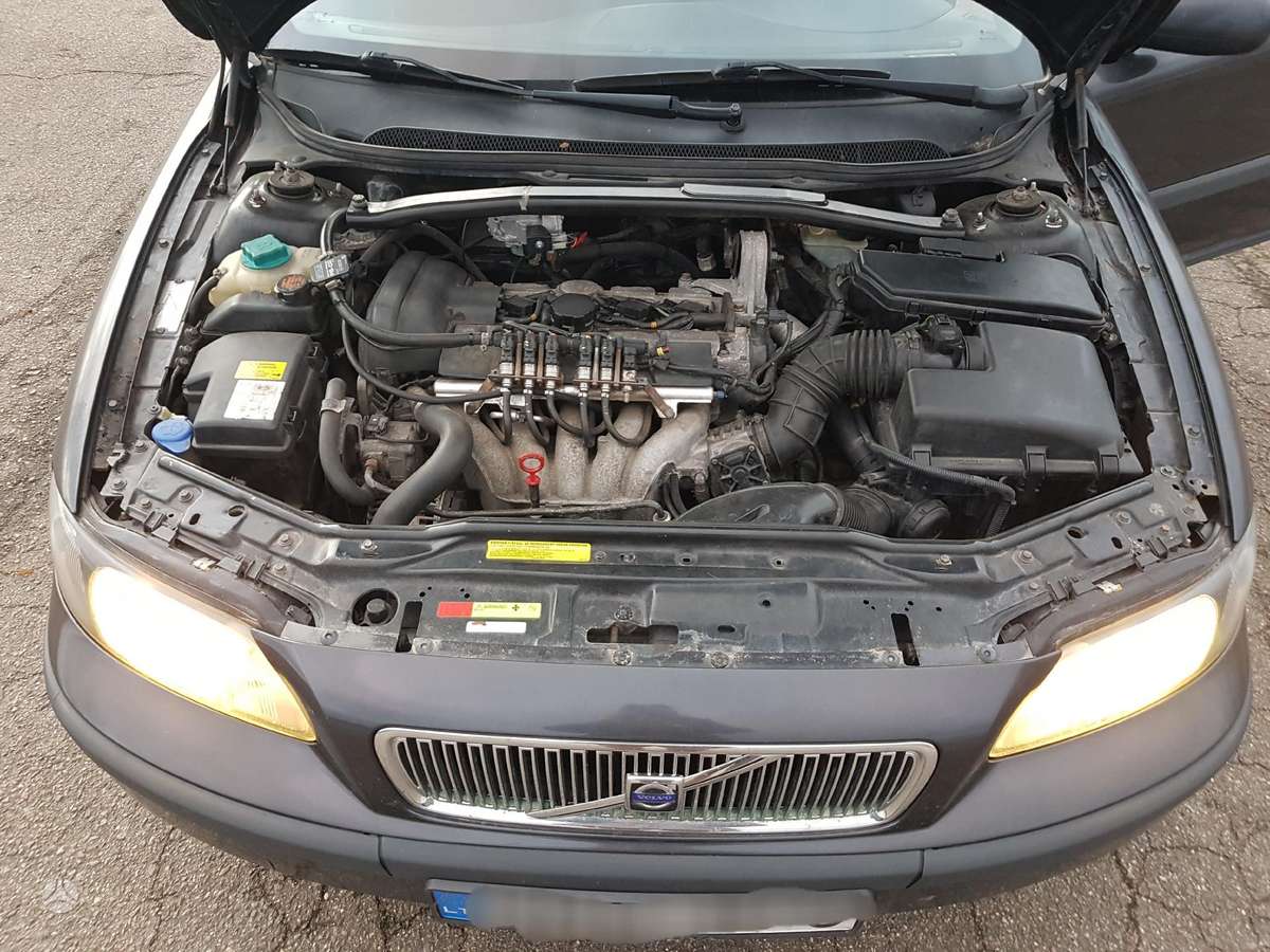 Volvo V70, 2.4 l., Универсал