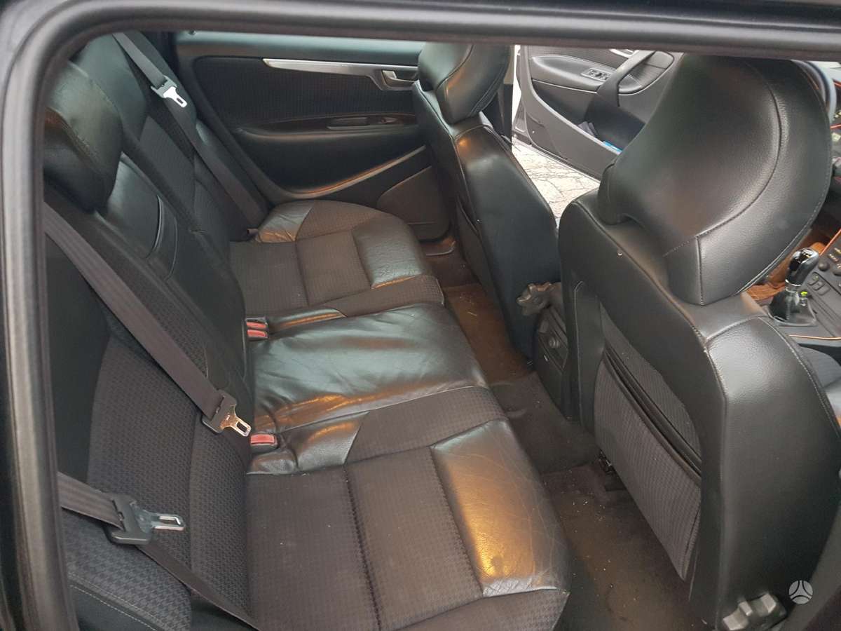 Volvo V70, 2.4 l., Универсал