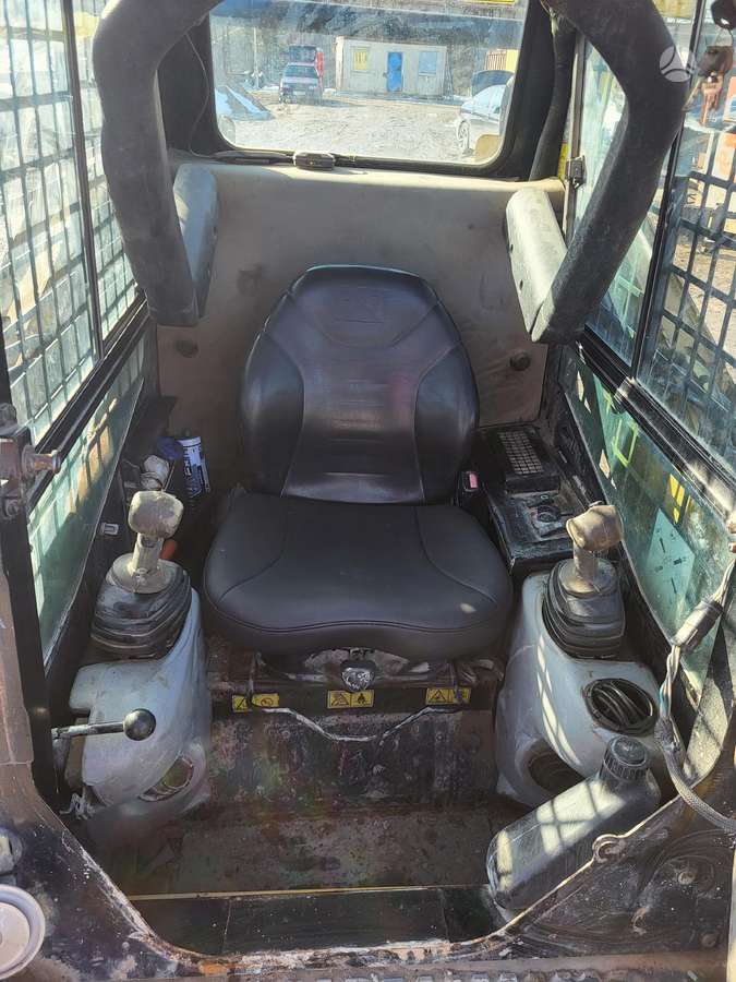 Caterpillar 257B, mini loaders