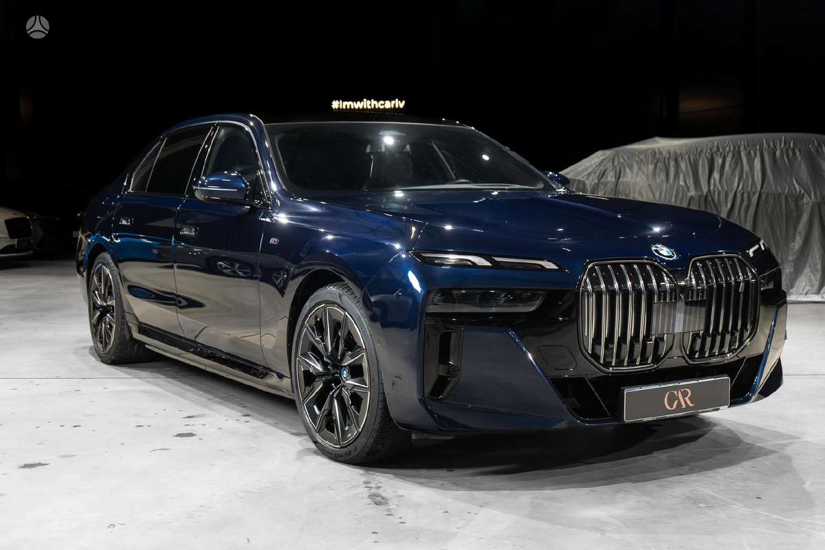 BMW i7, saloon / sedan