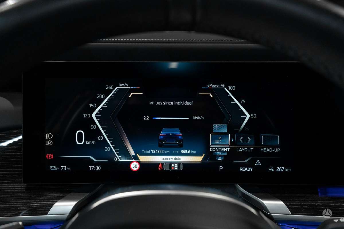 BMW i7, saloon / sedan