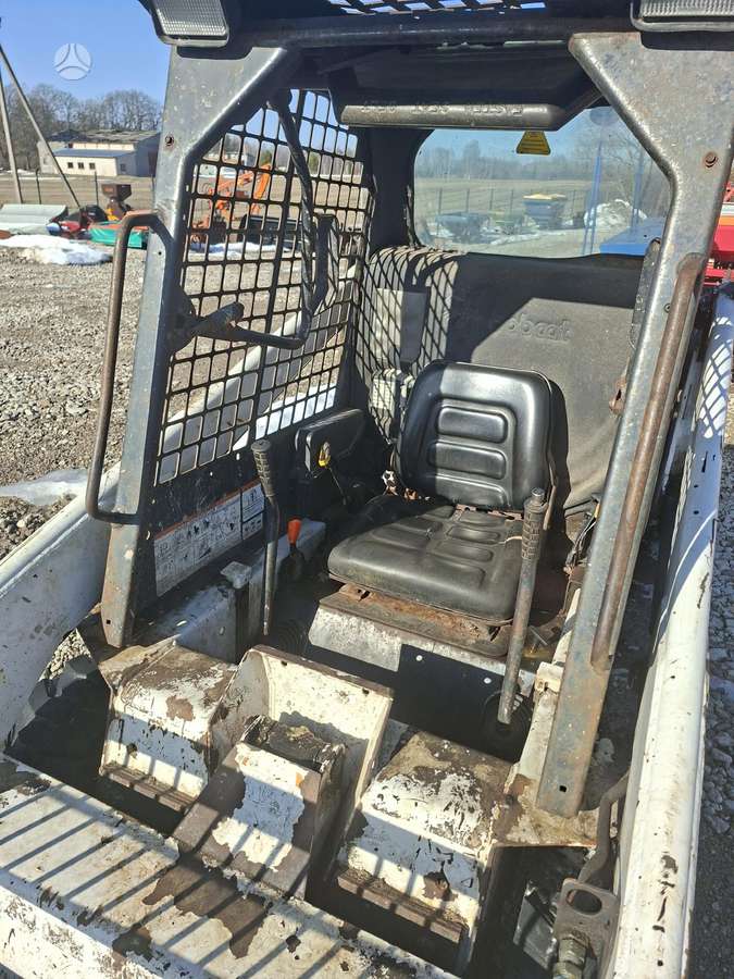 Bobcat 553, self-propelled loaders