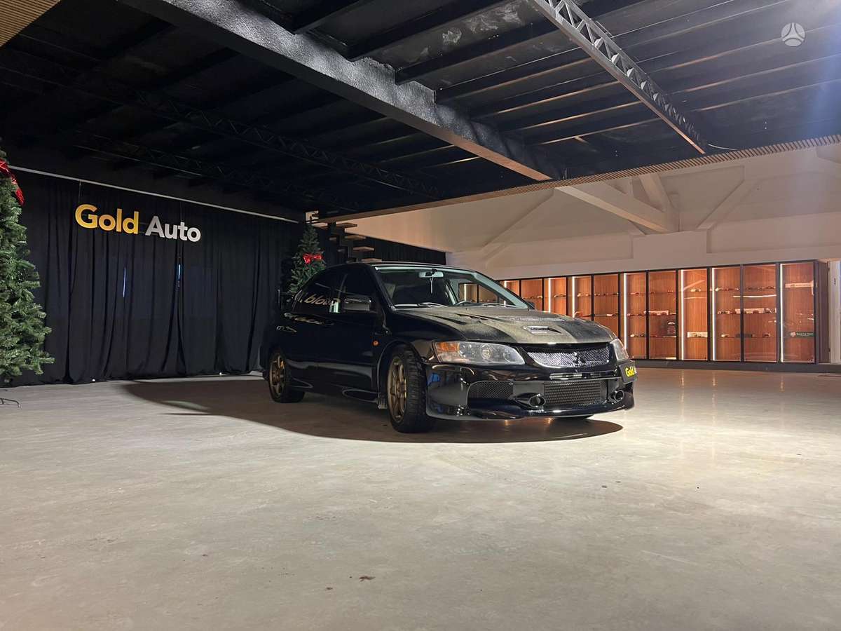 Mitsubishi Lancer Evolution, 2.0 l., sedanas