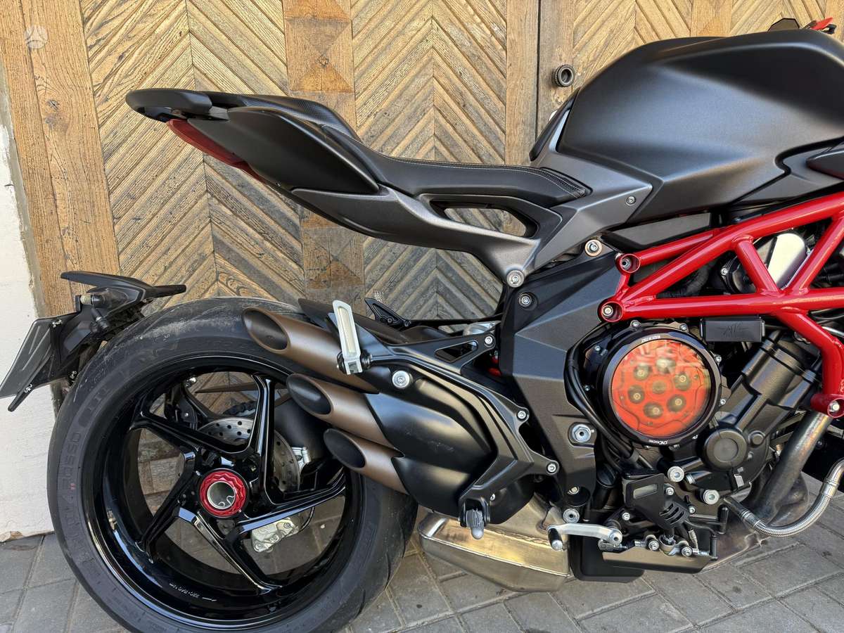 MV Agusta Brutale 800cc, street / classic