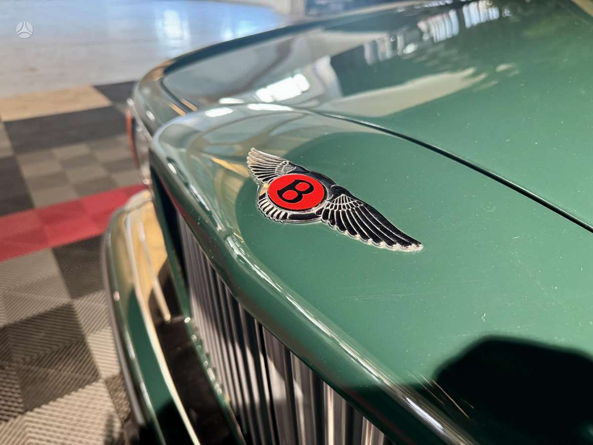 Bentley Brooklands, 6.8 l., Седан
