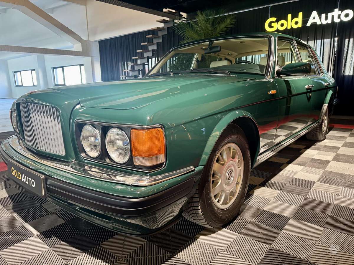 Bentley Brooklands, 6.8 l., Седан