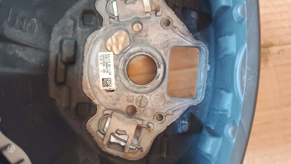 Skoda Octavia steering wheel