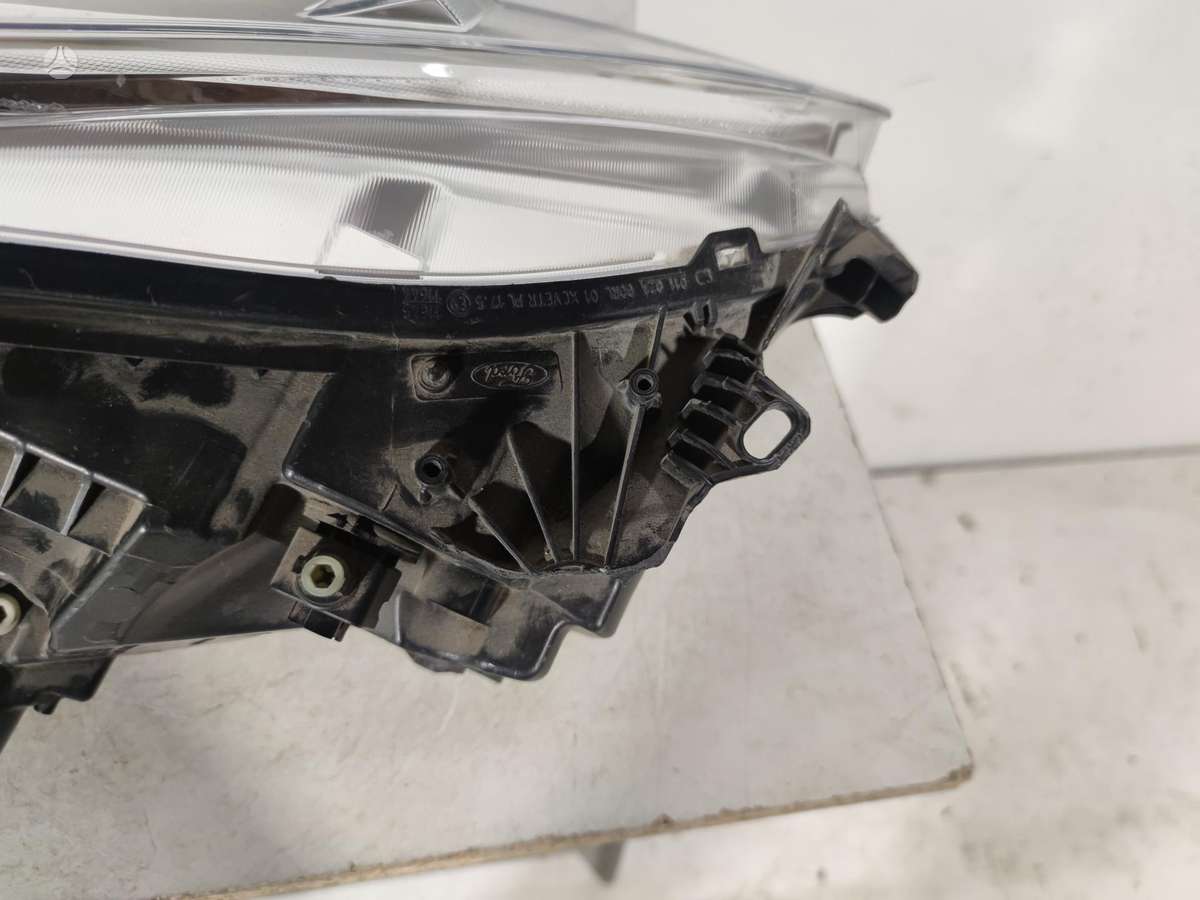 Ford S-MAX, EM2B13W030, lights
