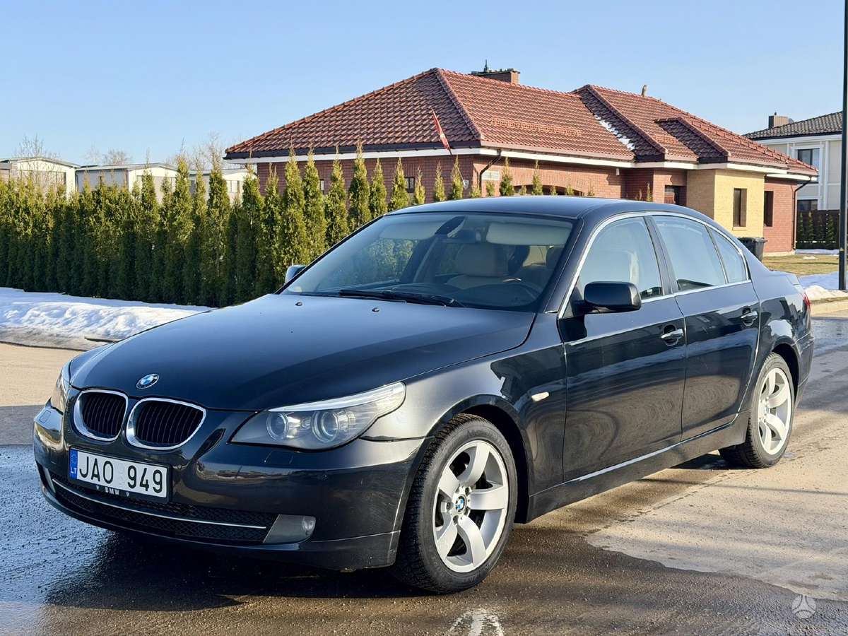 BMW 520, 2.0 l., Седан